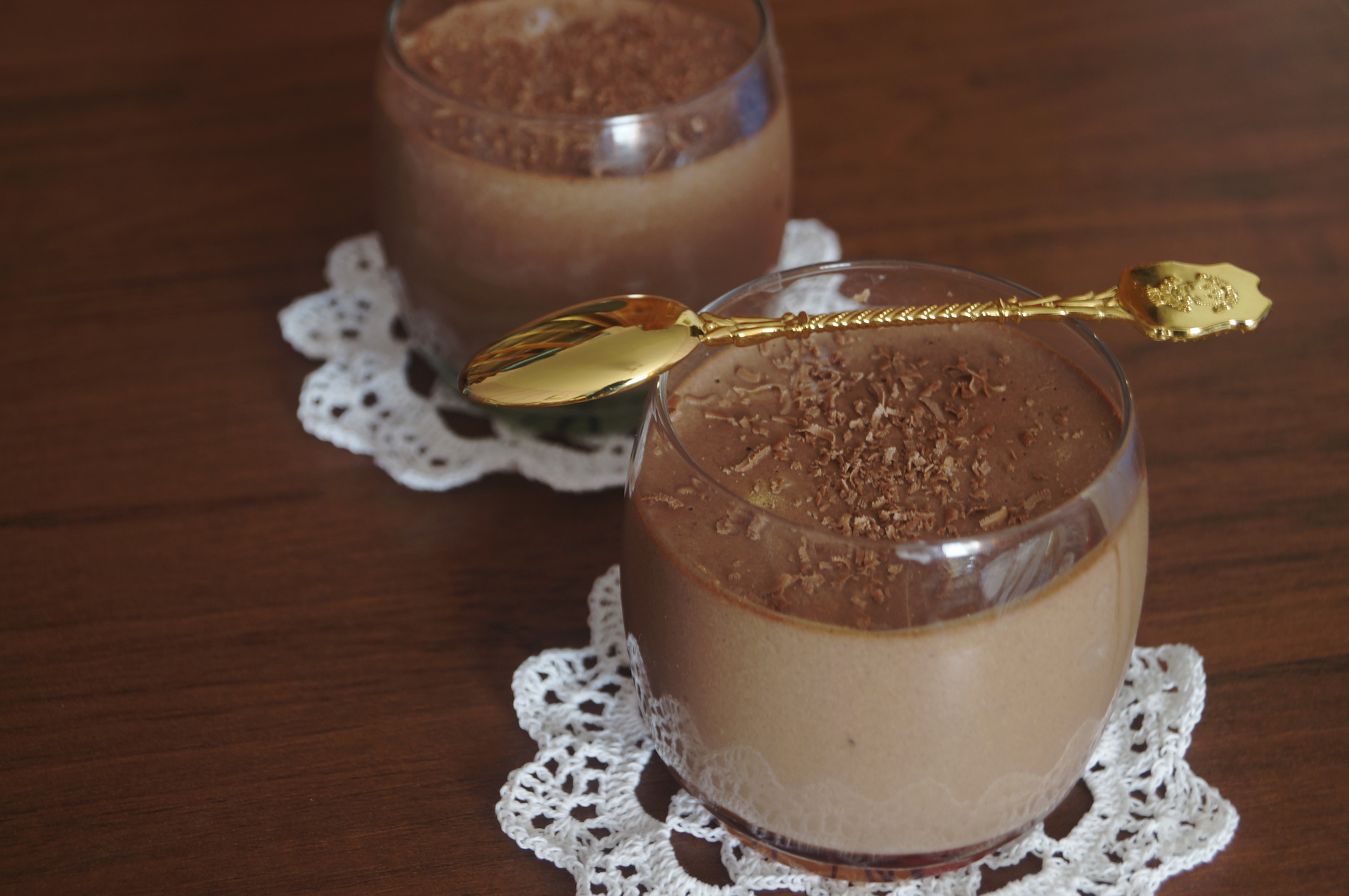 Фото к рецепту: Творожно-шоколадный десерт "магия шоколада"