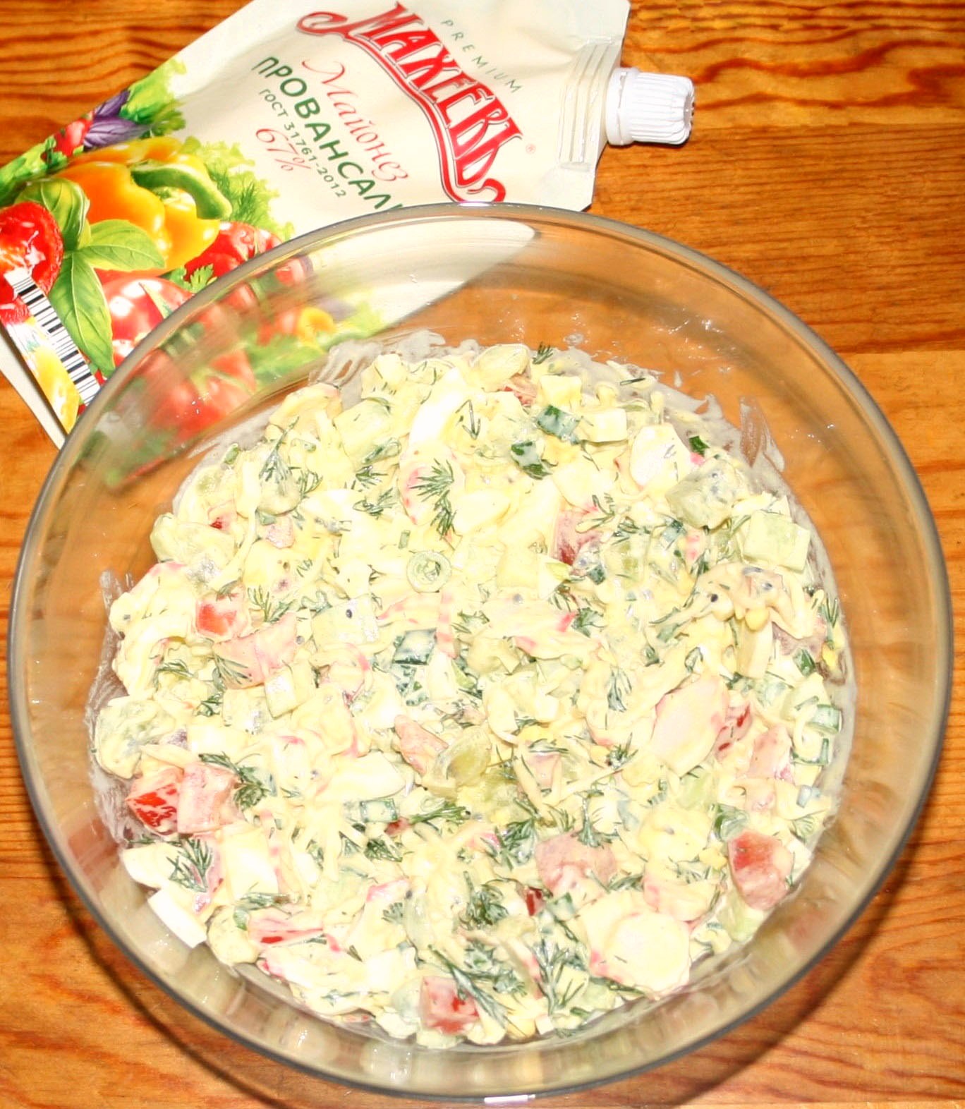 Фруктово-овощной салат с крабовыми палочками в банке #махеевънаприроде: шаг 8