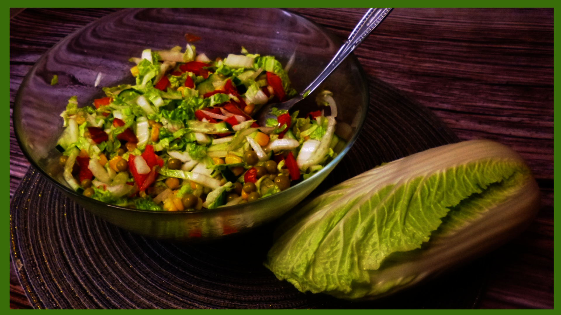 Фото к рецепту: Салат лёгкий, витаминный, из пекинской капусты