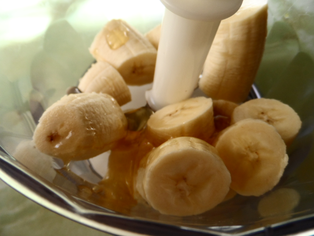 Смузи "банан с мёдом": шаг 2