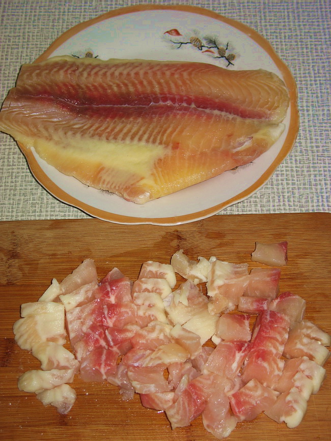 Рыбный пирог с пангасиусом и картофелем: шаг 1