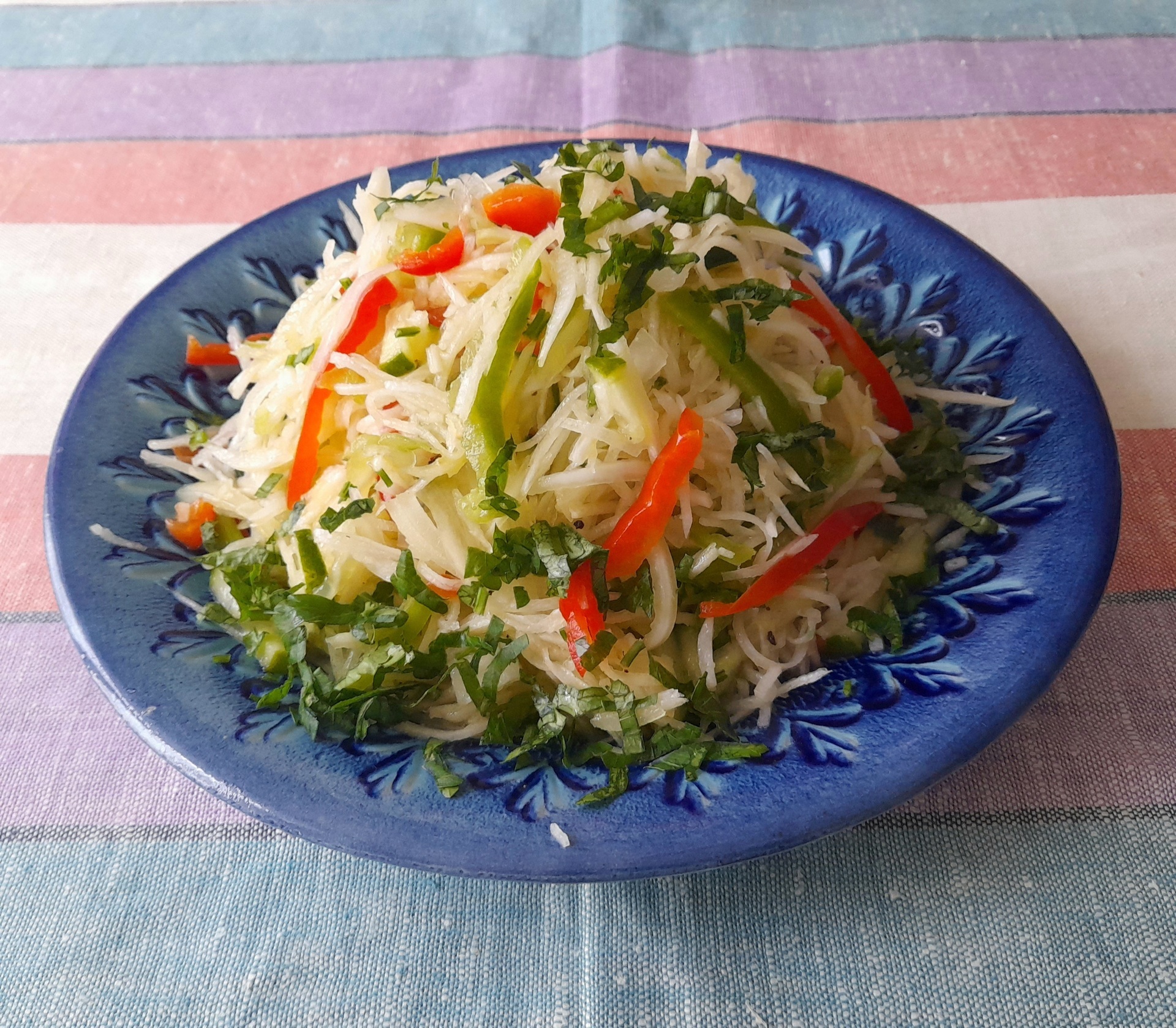 Салат из редьки с овощами: шаг 9