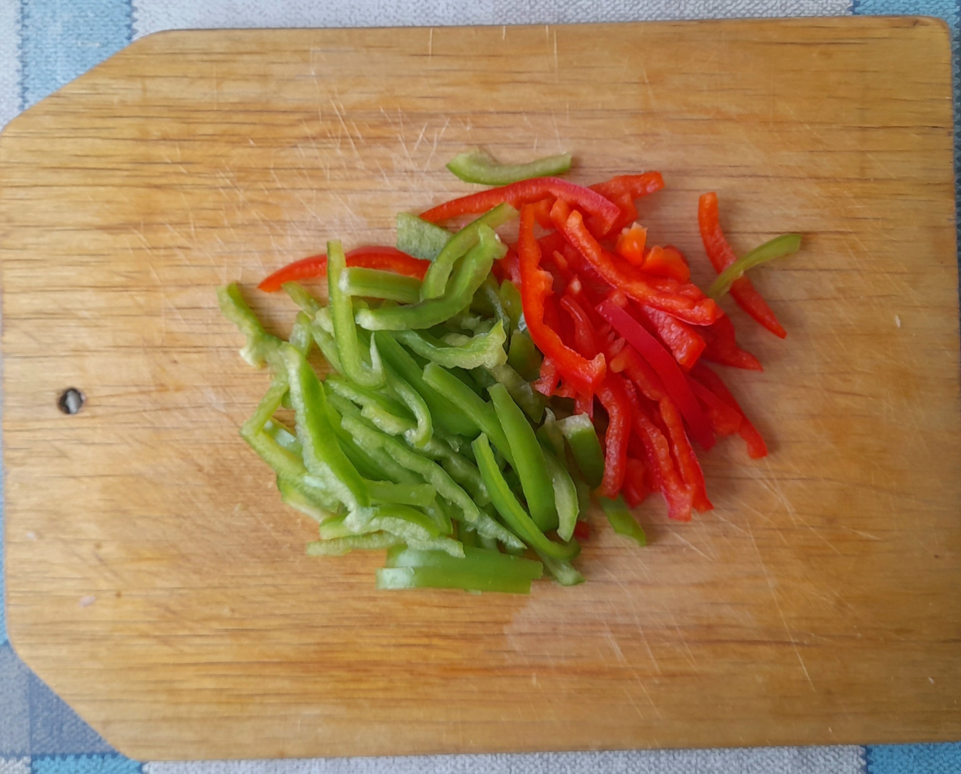 Салат из редьки с овощами: шаг 3