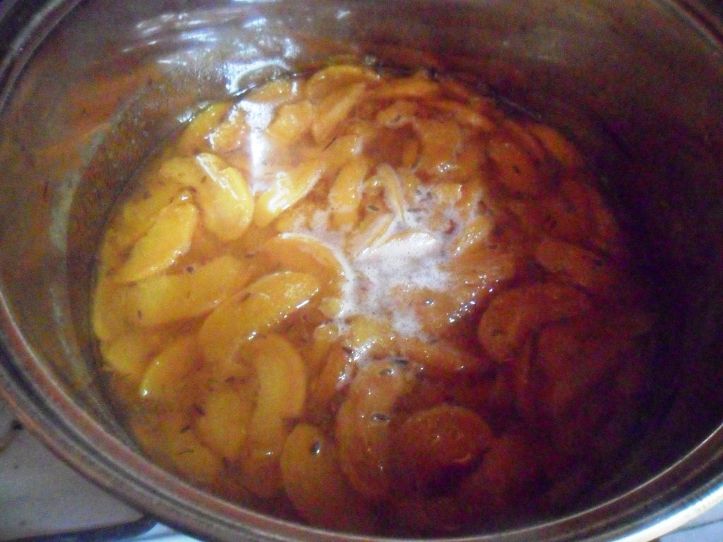 Персиковое варенье с лавандой: шаг 4