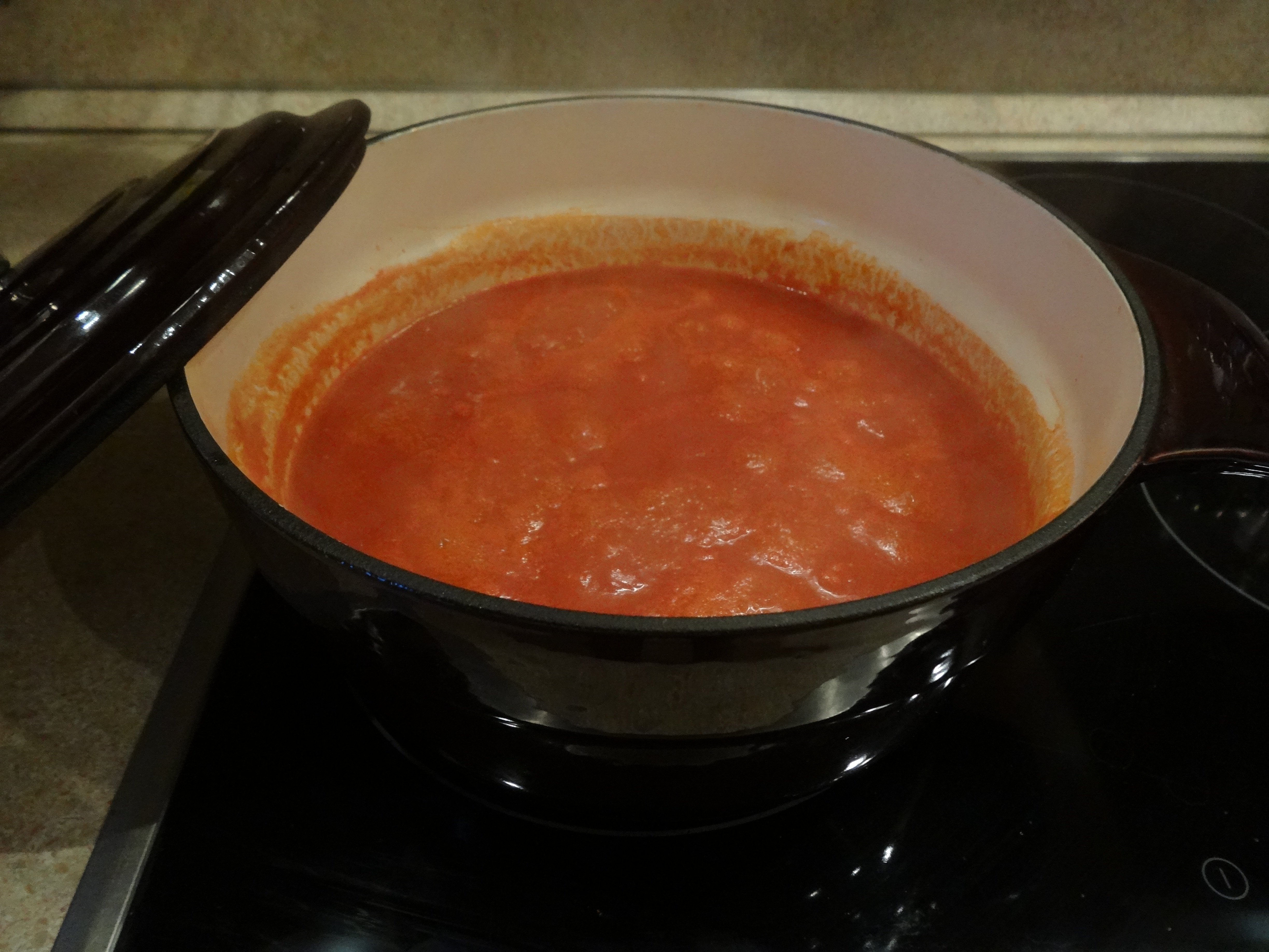 Перец фаршированный в томатном соусе: шаг 7