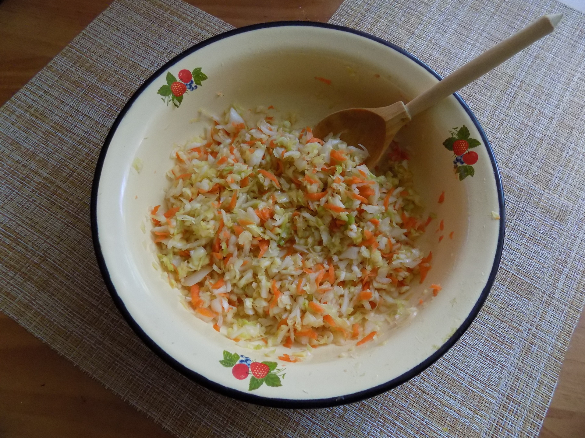 Капустный салат из советской столовой: шаг 4