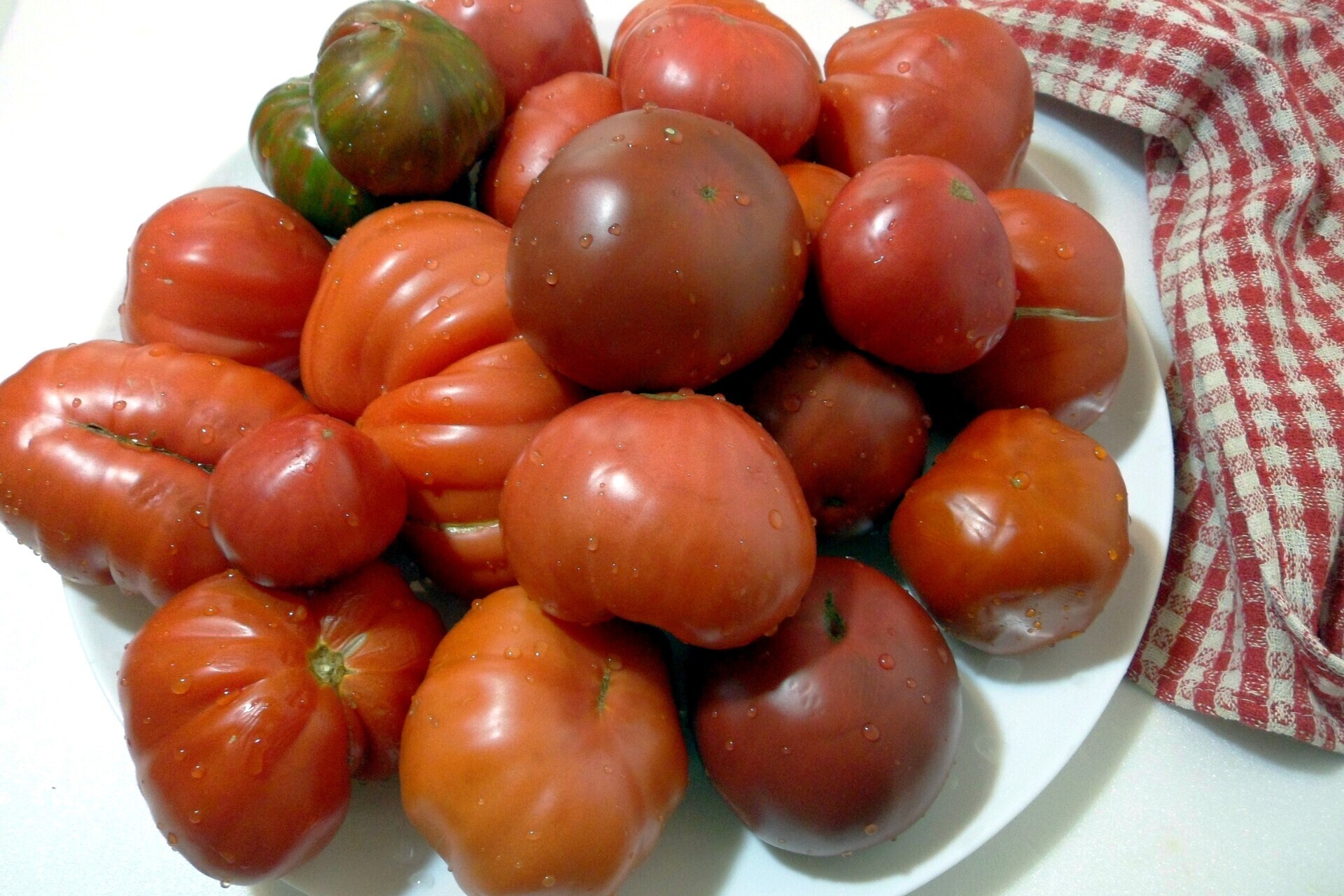 Натуральный томатный сок на зиму: шаг 1