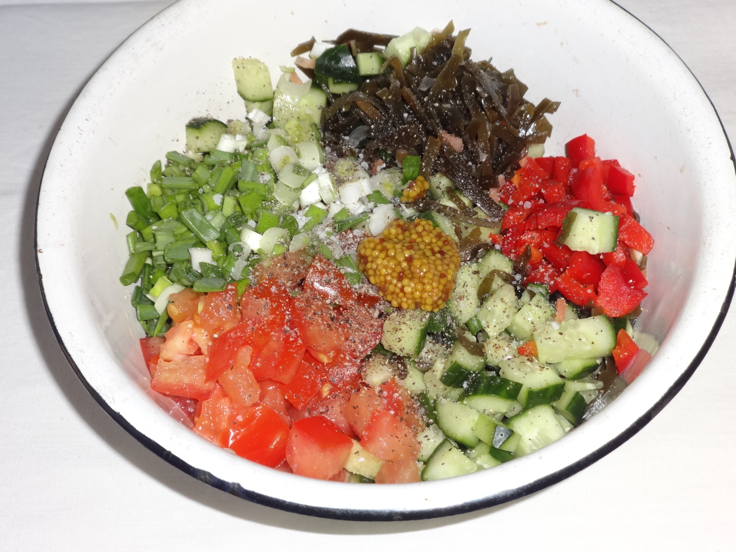 Салат с овощами и морским коктейлем #испания: шаг 7