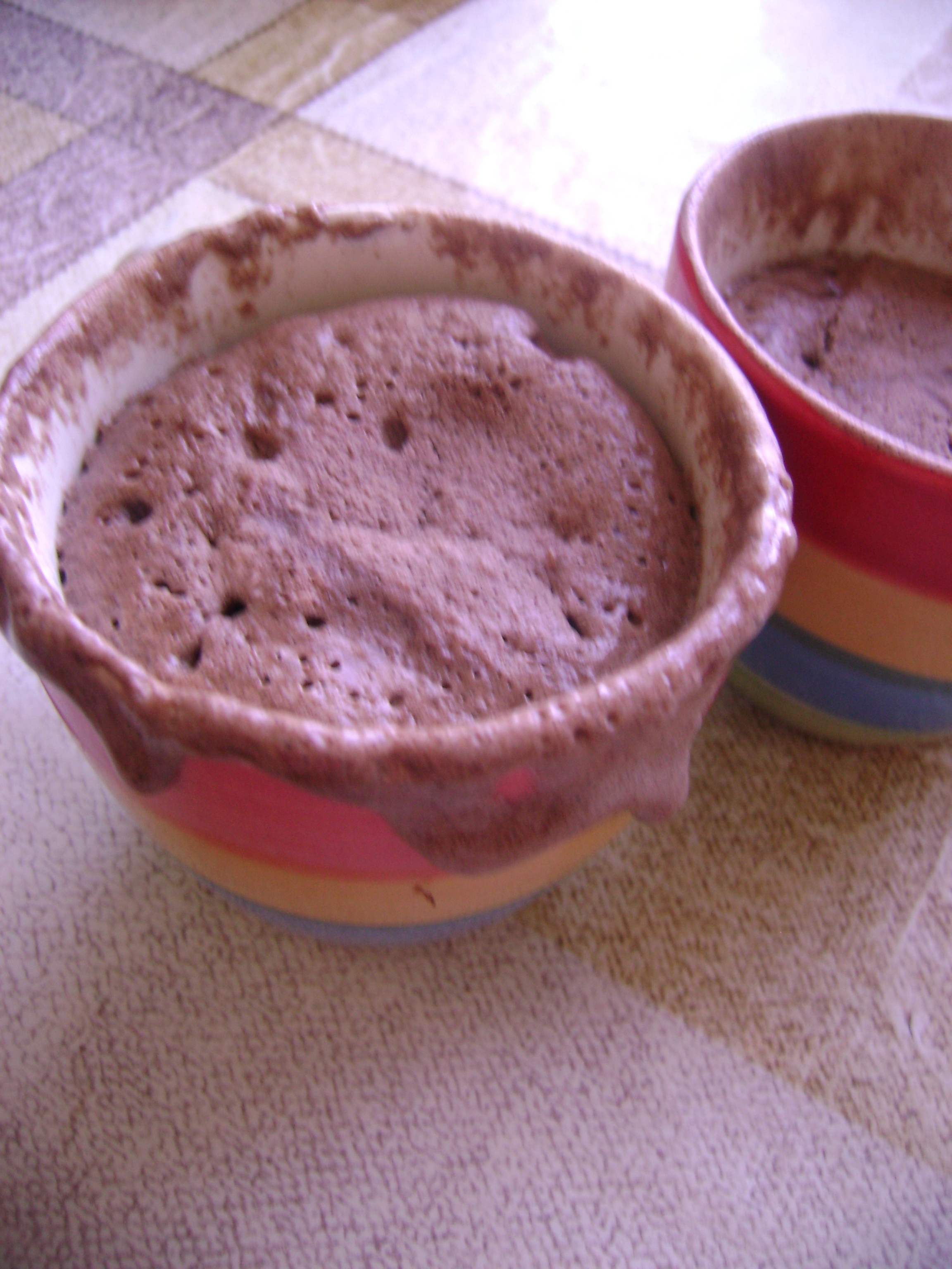 Шоколадный пудинг-суфле в кружке за 3 минуты: шаг 4