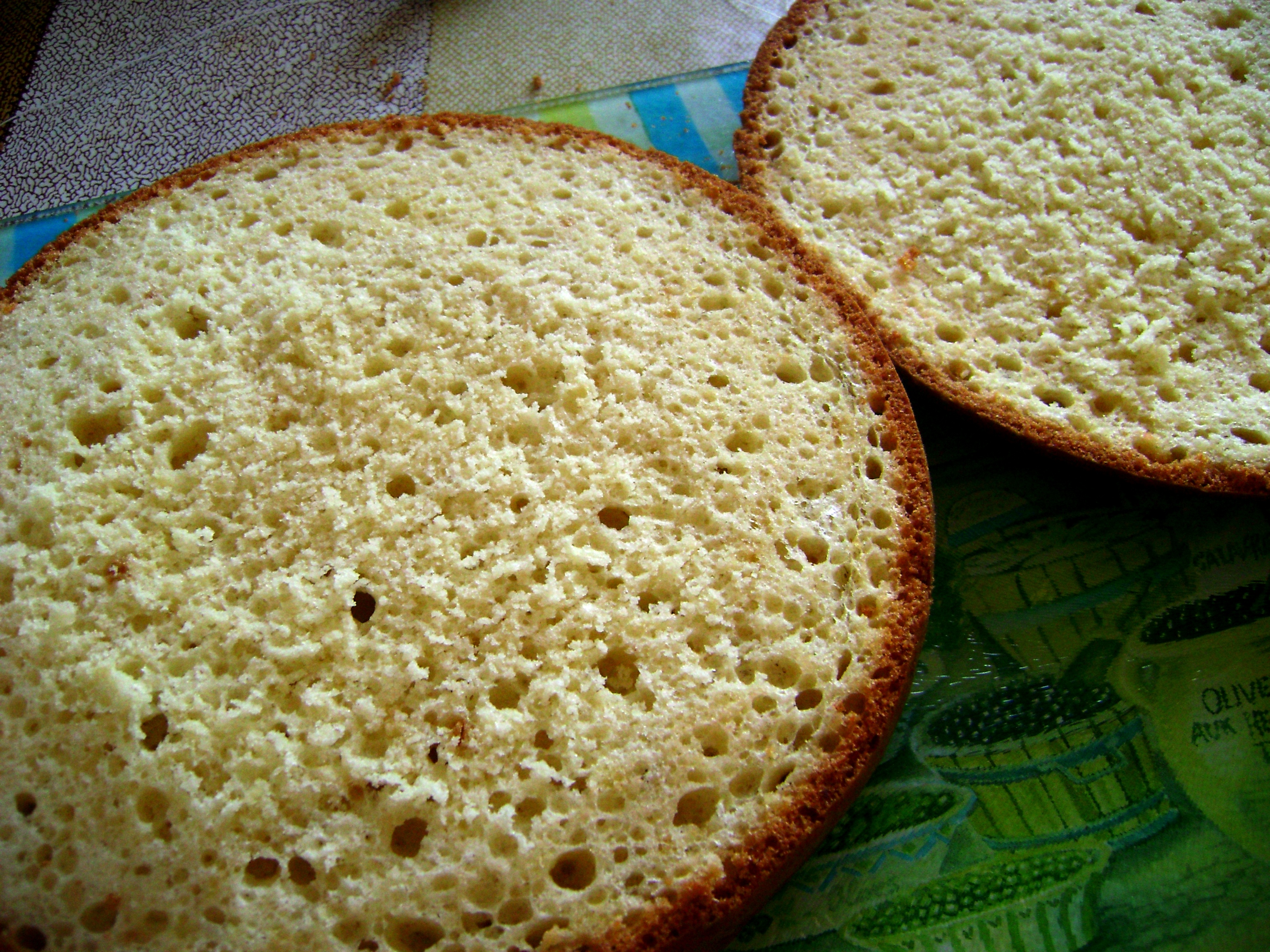Бисквитный миндальный торт с итальянской белковой глазурью. воскресный обед в итальянском стиле: шаг 1