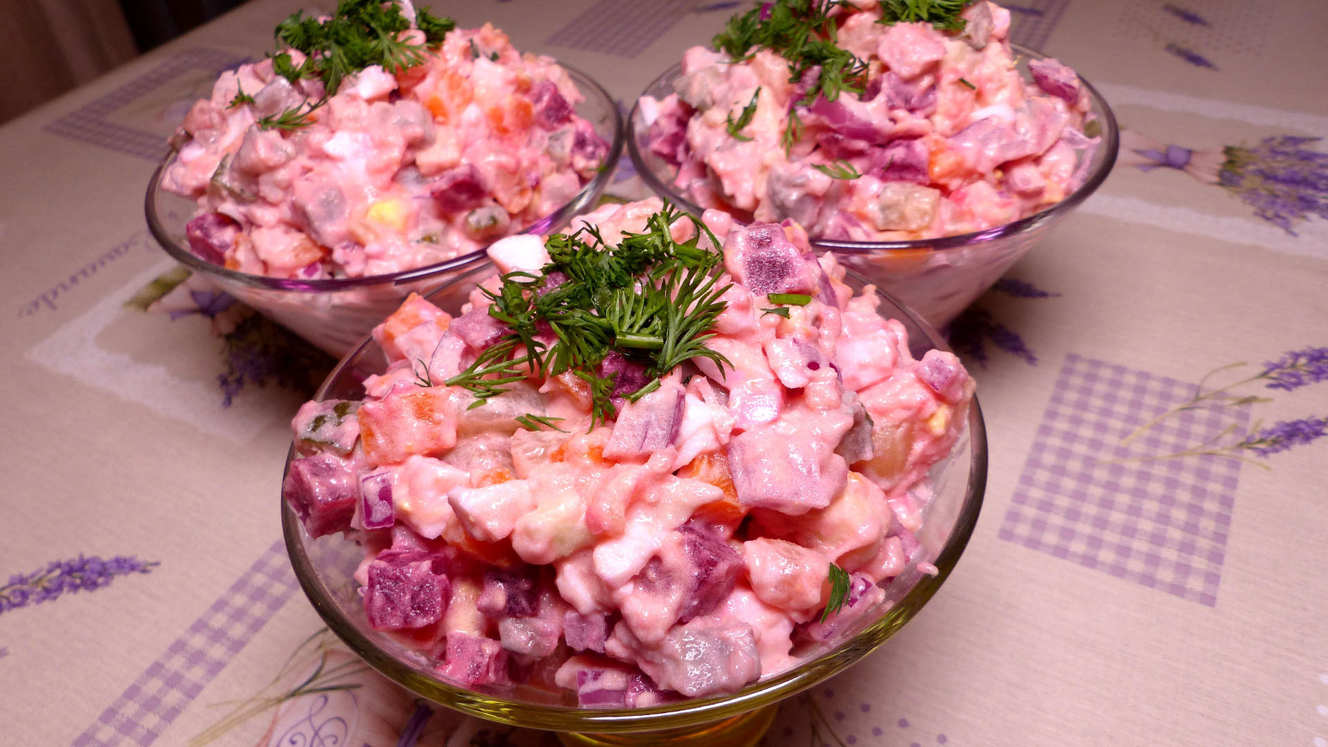 Фото к рецепту: Финский салат "росоли"