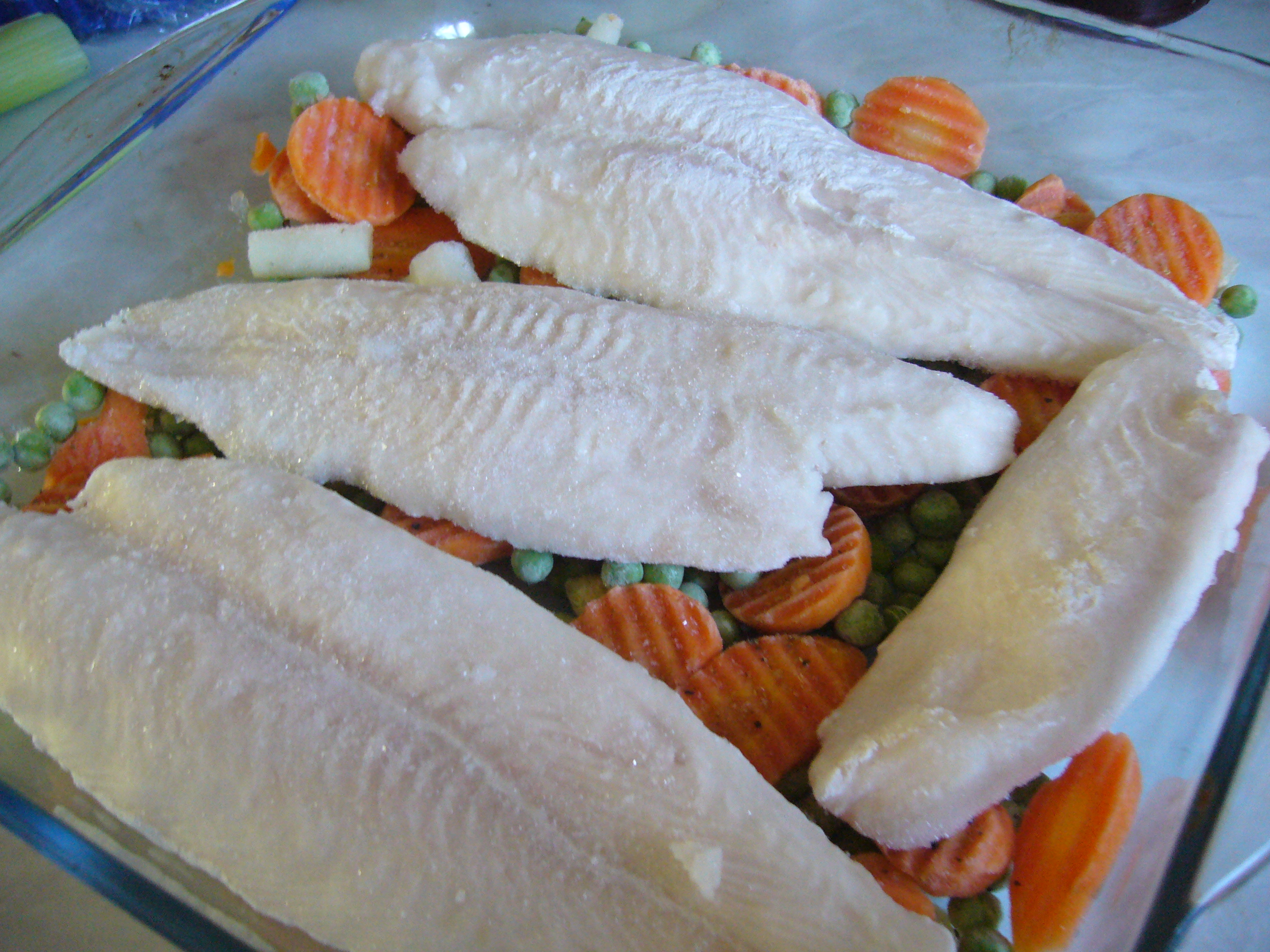 Рыба тушеная с овощами и грибами: шаг 2