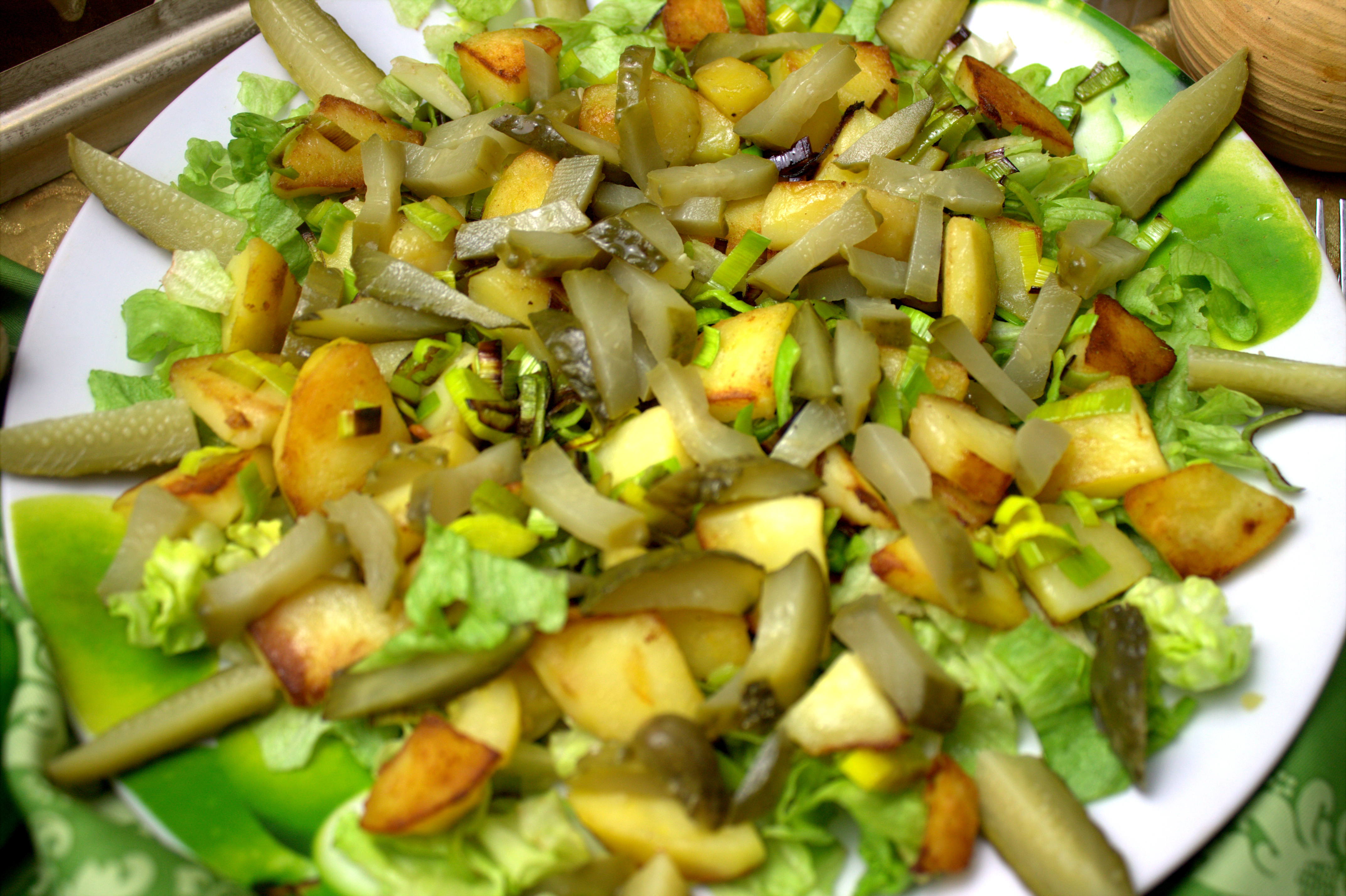 Тёплый салат с жареным картофелем и лососем: шаг 6