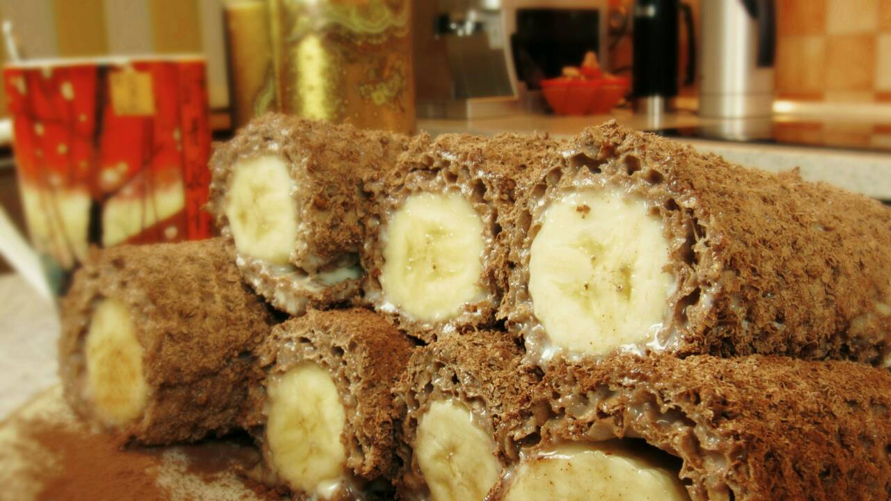 Фото к рецепту: Банановый десерт (без выпечки)