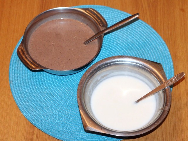 Шоколадно ванильный десерт "день и ночь": шаг 3
