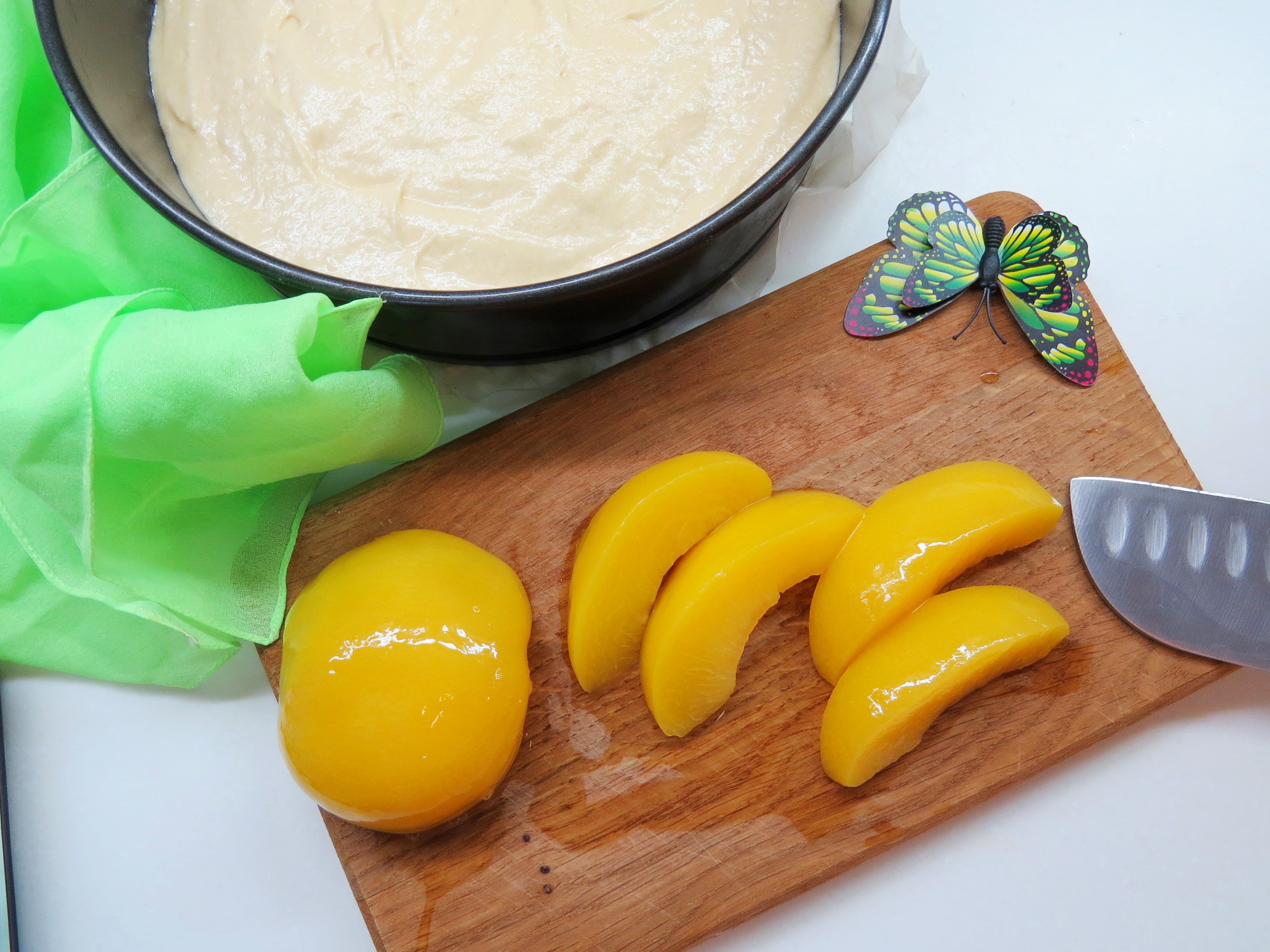 Пирог с персиками и сметанно-сливочным кремом: шаг 4