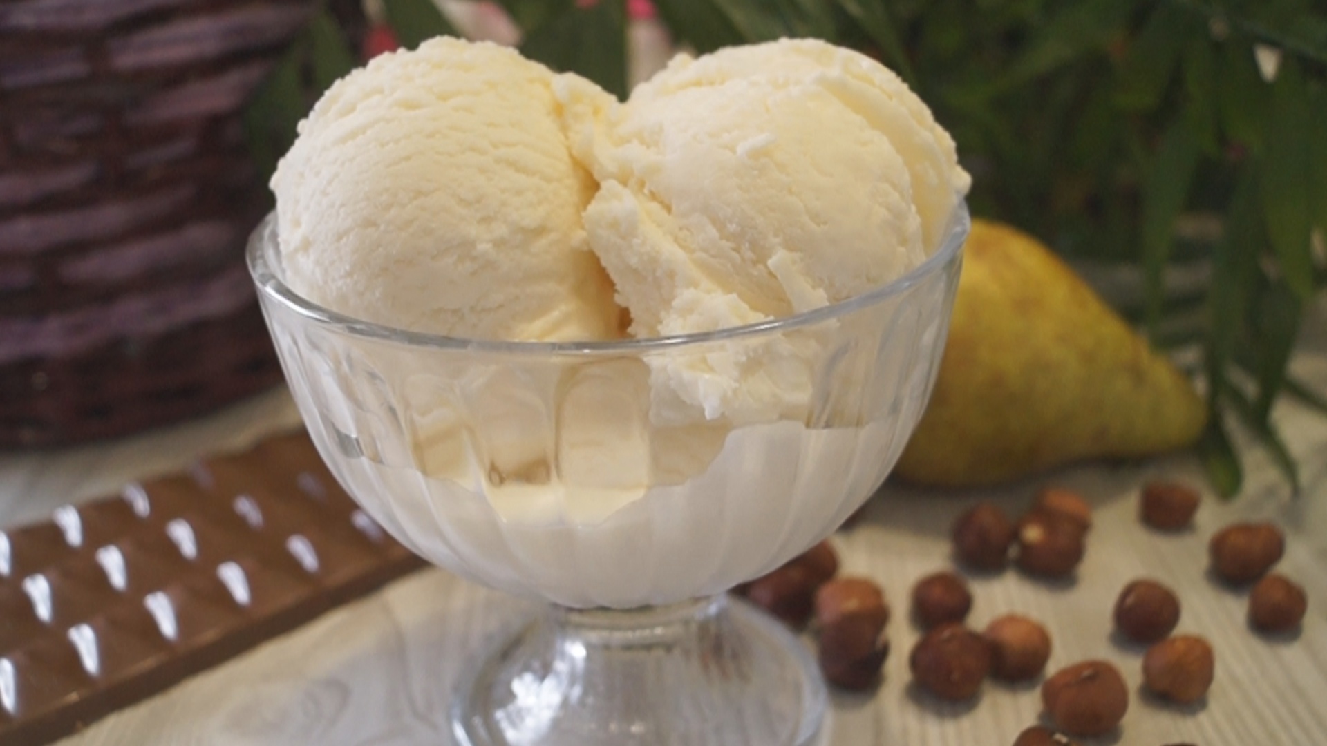 Фото к рецепту: Мороженое за 3 минуты плюс время на заморозку. по вкусу не уступает пломбиру!
