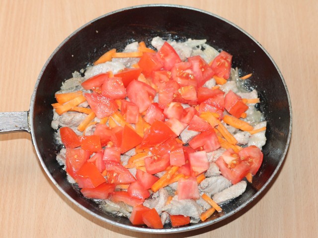 Маринованная свинина с рисом и овощами: шаг 7