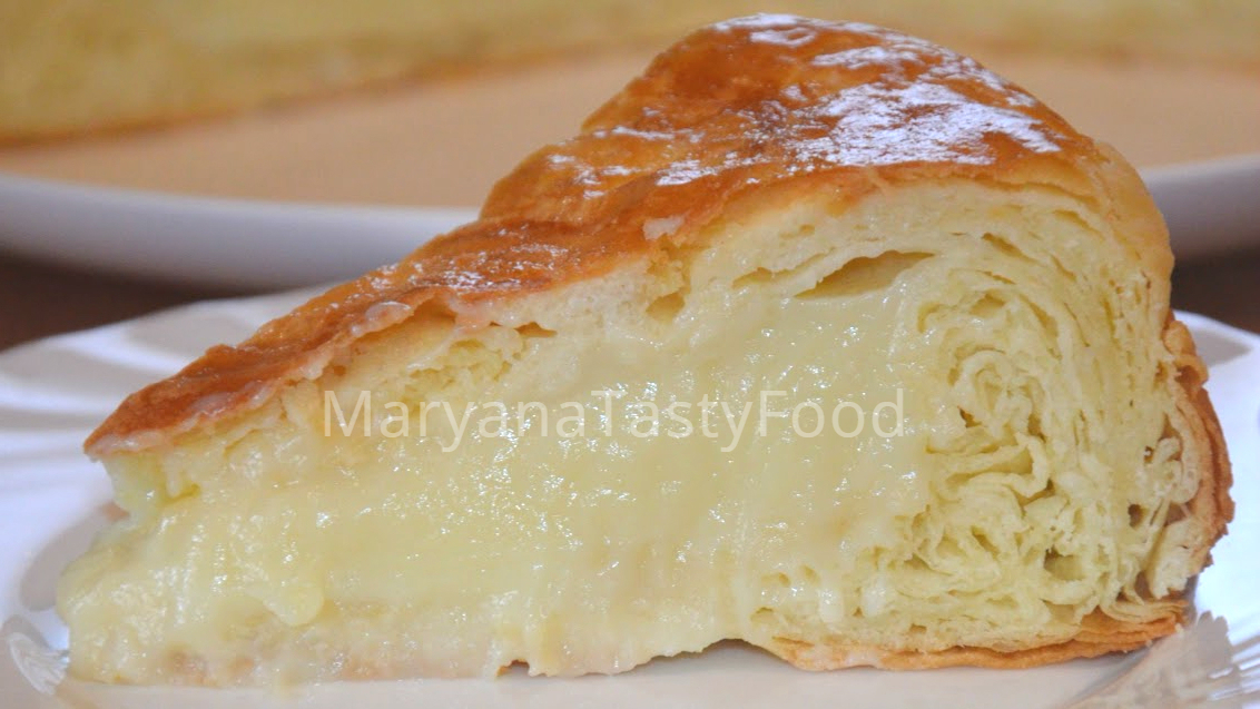 Фото к рецепту: Египетский пирог "фытыр" с заварным кремом