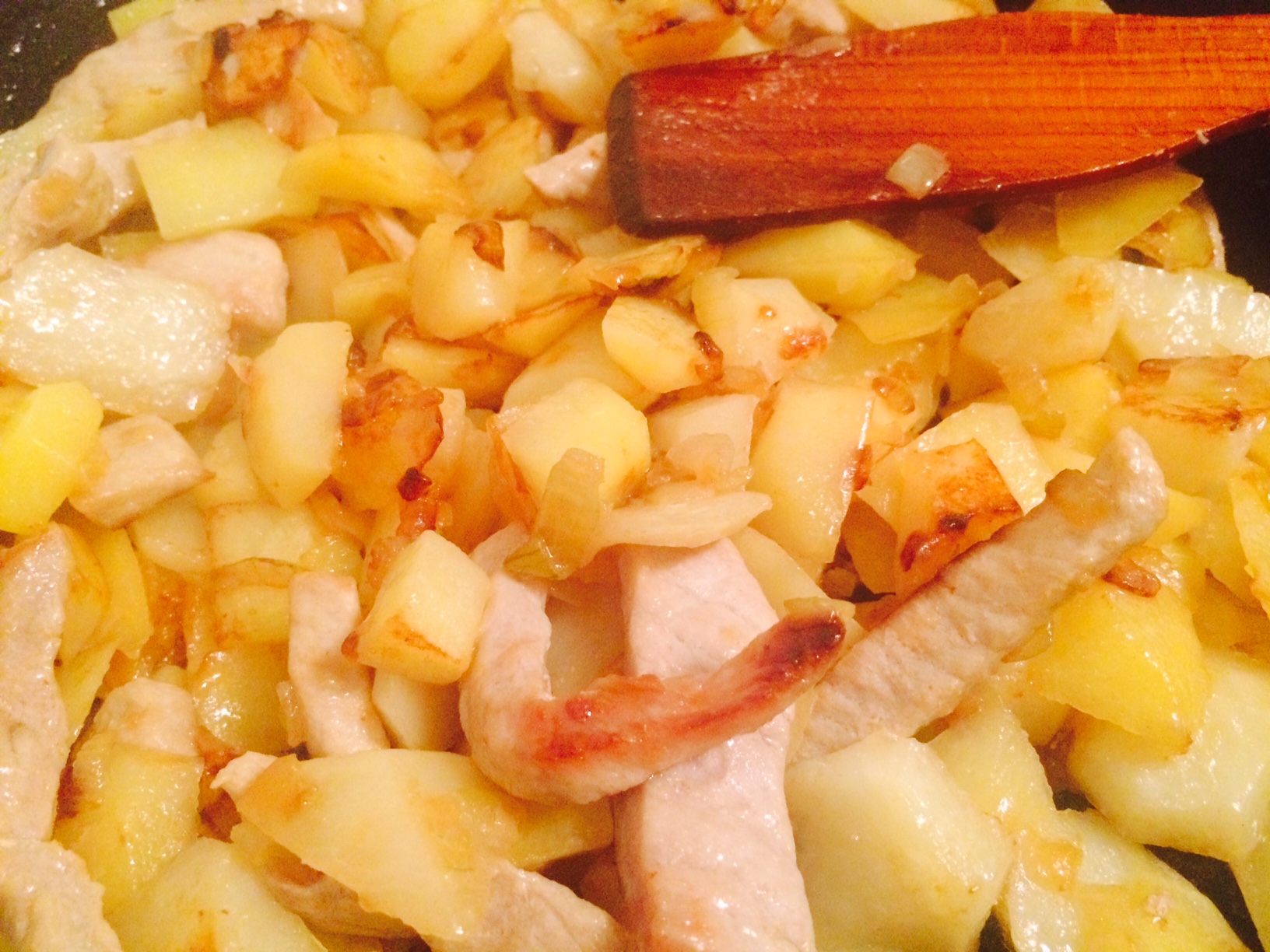 Картофель в сметанном соусе. тест-драйв "окраина": шаг 4