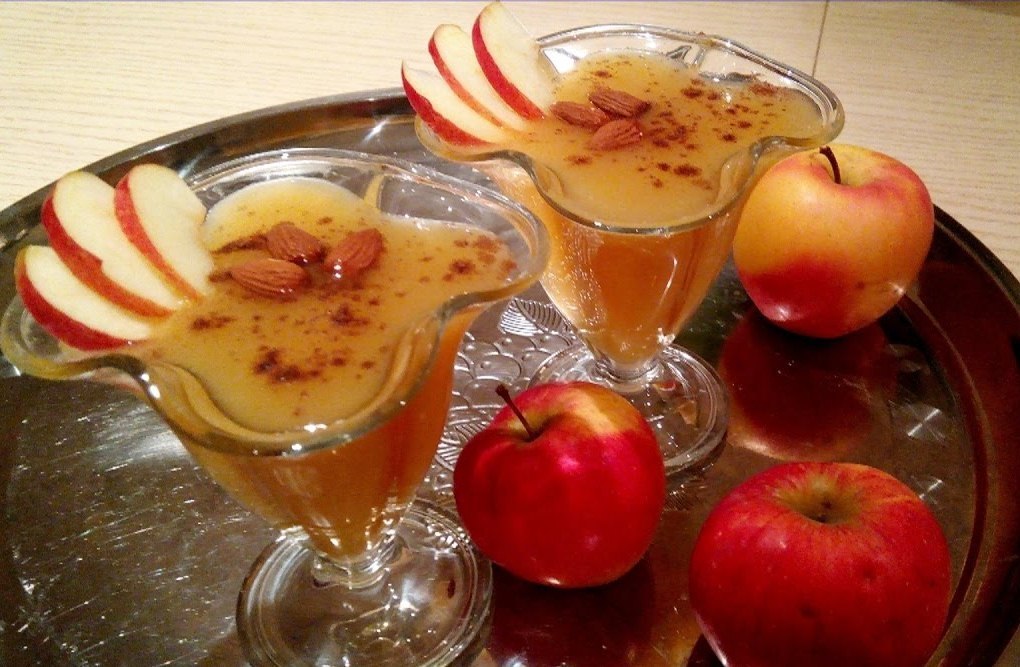 Фото к рецепту: Яблочный мусс. полезный десерт