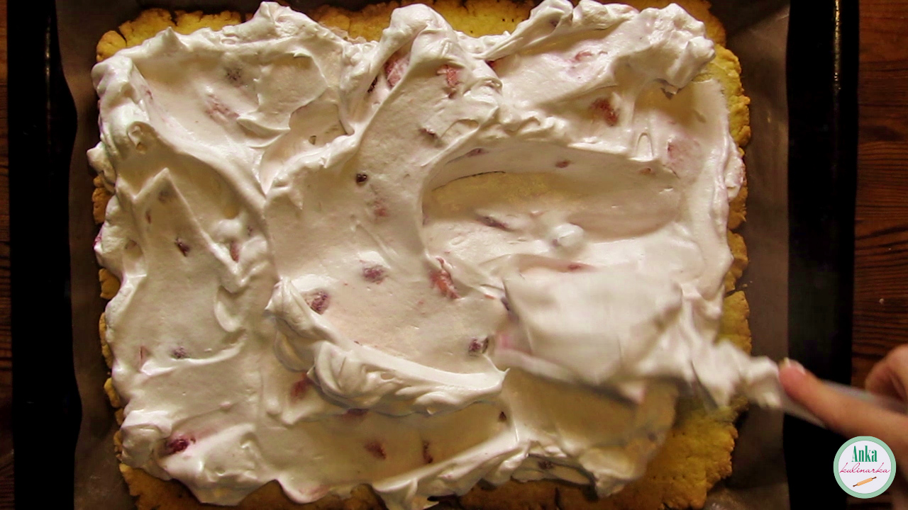 Клубничное пирожное. невероятно вкусный десерт! : шаг 7