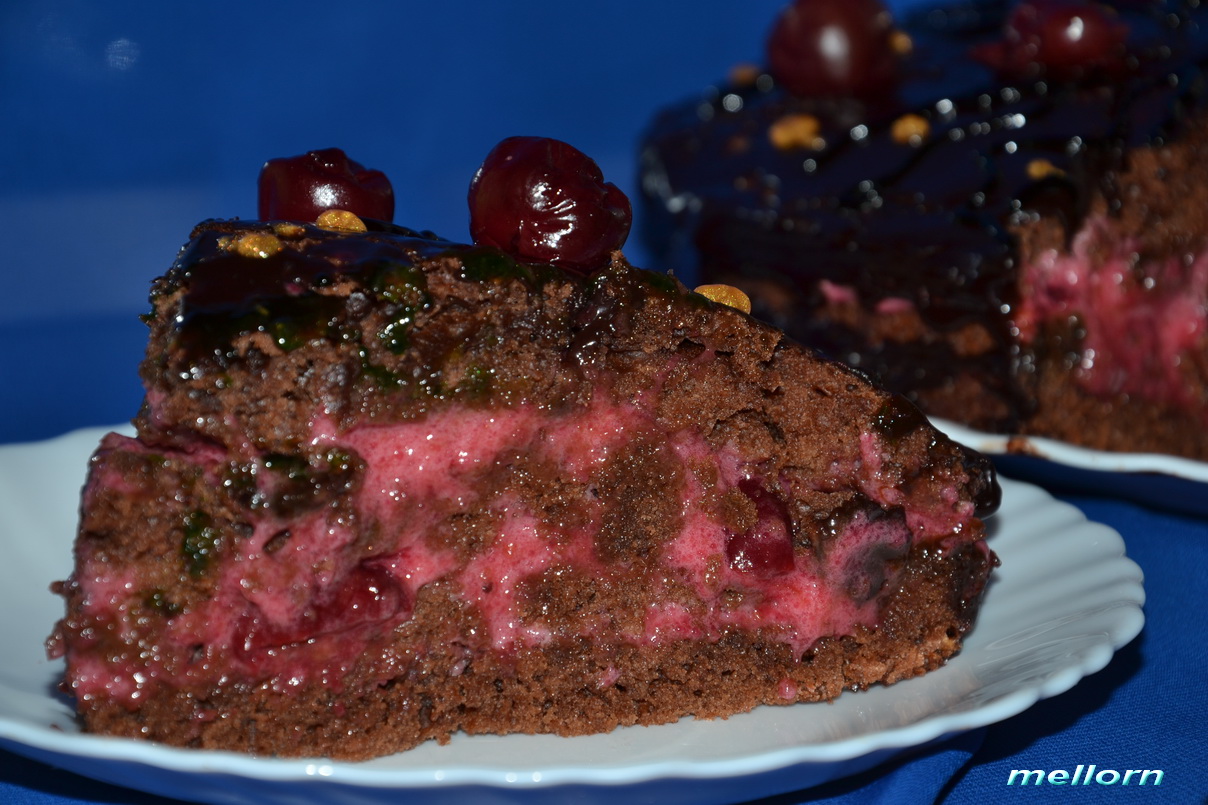 Торт шоколадно-вишневый (постный)