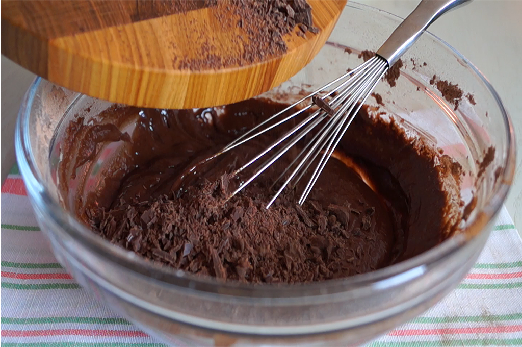 Шоколадно-ореховый торт | нежный, сочный и очень вкусный : шаг 3